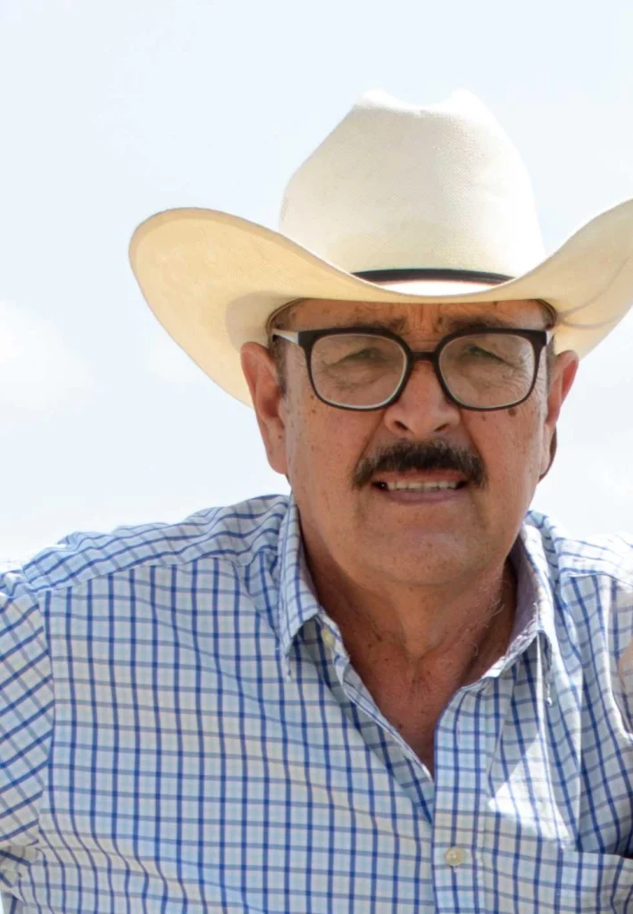Servicios-Legales Luis Olivares Serna-Corporativo-Avila-&-Asociados